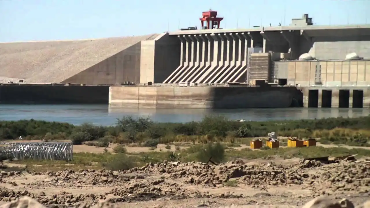 توربينات سد مروي تهتز