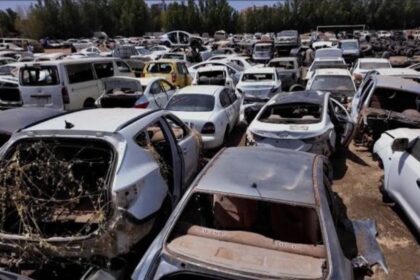 محلية الخرطوم تعلن سحب 210 سيارة محترقة ومدمرة