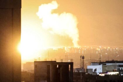 باكستان تدعو لـ"ضبط النفس" بعد الإبلاغ عن انتهاكات للهدنة