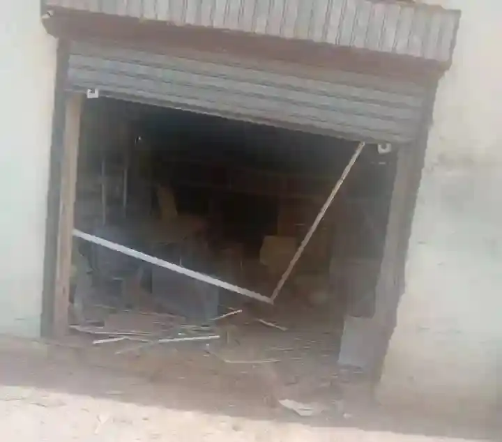 مسيرة استراتيجية تستهدف مخازن أدوية خزنات مياه في ربك وكوستي