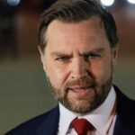 فانس يحذر إيران من "عواقب وخيمة" إذا أخلّت بوقف إطلاق النار