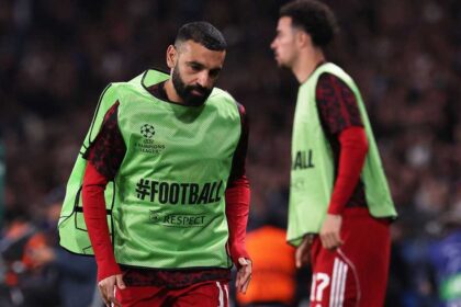 ليلة عصيبة لـ"ملك ليفربول".. لماذا لم يشارك صلاح أمام باريس؟