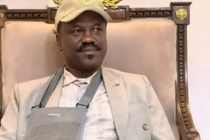 قائد القوة المشتركة يعود من الخارج: لا مجال للتراجع أو المهادنة