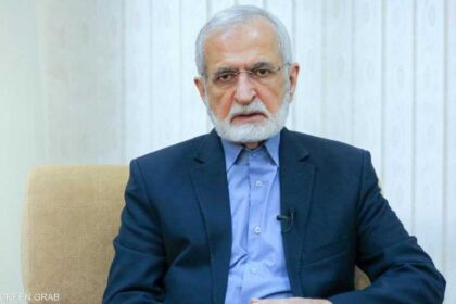 الغارات على إيران تقتل وزير الخارجية الإيراني الأسبق