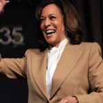 كامالا هاريس تلمح لاحتمال خوض سباق الرئاسة 2028