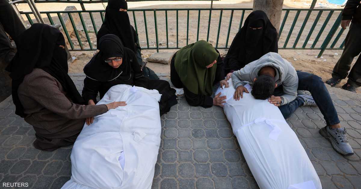 8 قتلى في غارة إسرائيلية وسط غزة