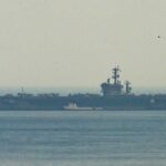 أكسيوس: سفن تابعة للبحرية الأميركية عبرت مضيق هرمز