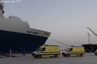 المستشفى الإماراتي العائم يستقبل 5 مرضى جدد من غزة