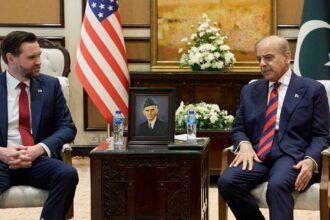 بعد يوم حافل.. تعليقات باكستانية على مفاوضات واشنطن وطهران