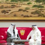 رئيس الإمارات وملك البحرين يبحثان المستجدات الإقليمية