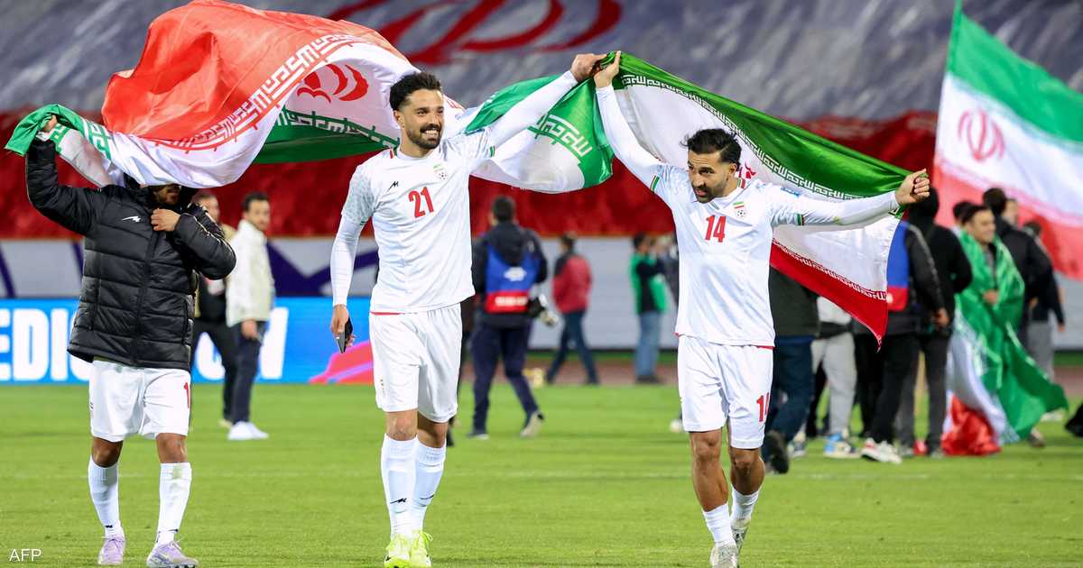 رئيس الفيفا يعلن موقف إيران من المشاركة في المونديال