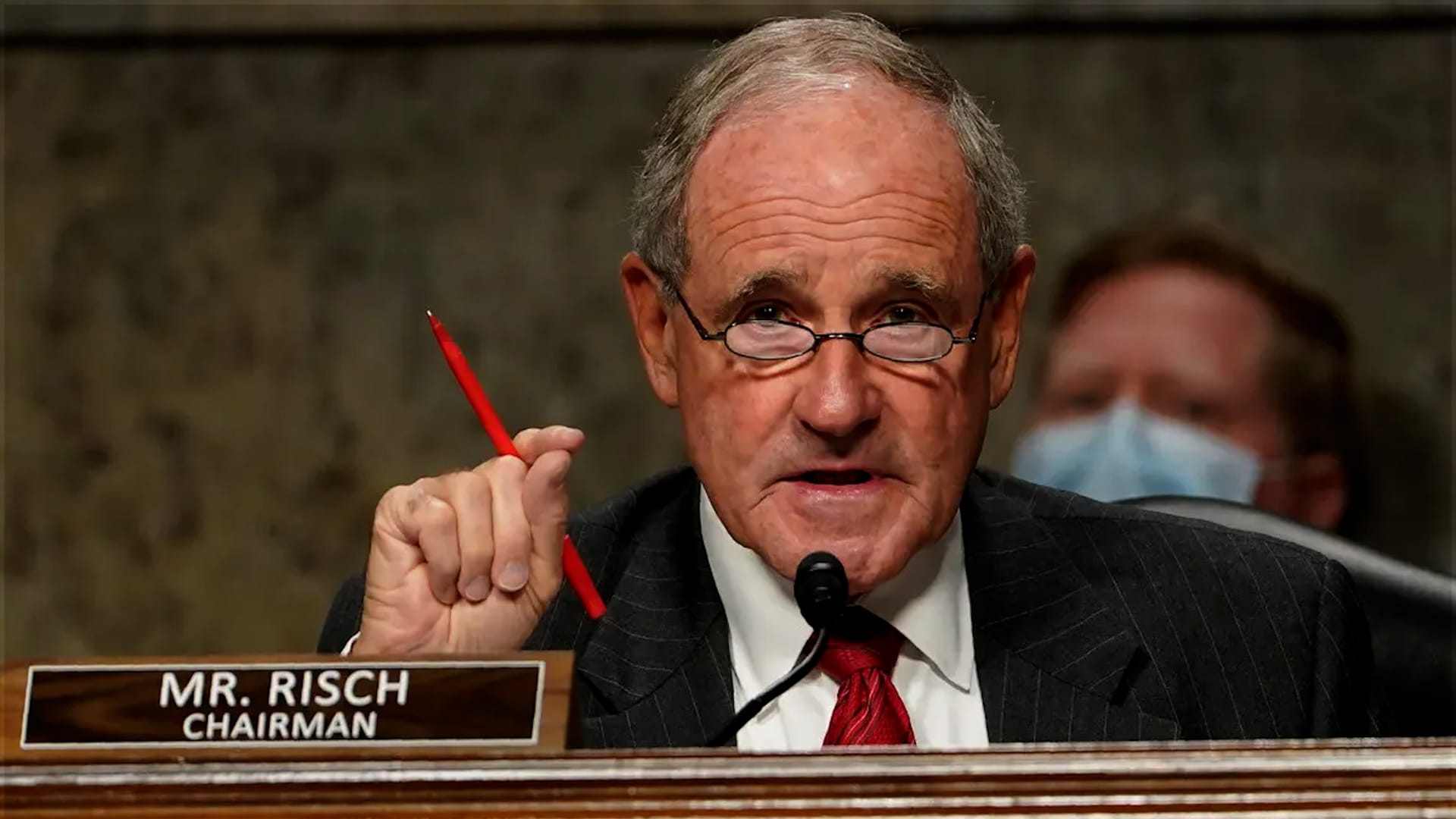 السيناتور جيم ريش يعلن نيته طرح قانون جديد لدعم السلام في السودان