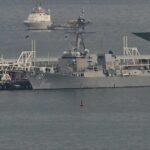 "أرلي بيرك".. السيارة الرياضية التي تقود حصار إيران