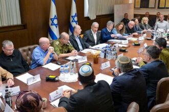 هدنة الـ10 أيام.. كواليس اتفاق وقف إطلاق النار في لبنان