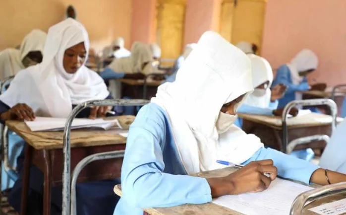 توتر في كمبالا في ترتيبات الشهادة السودانية