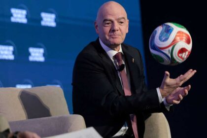 إنفانتينو يبرر ارتفاع تذاكر المونديال