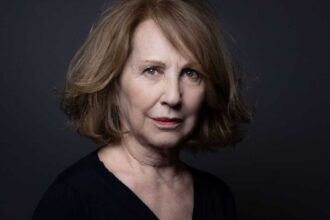 بعد معاناة مع المرض.. رحيل الممثلة الفرنسية ناتالي باي