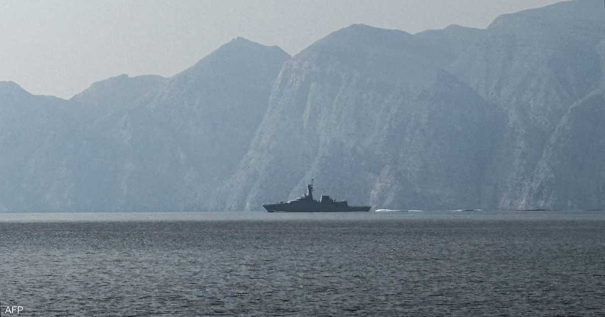 إيران تعلن إعادة إغلاق مضيق هرمز