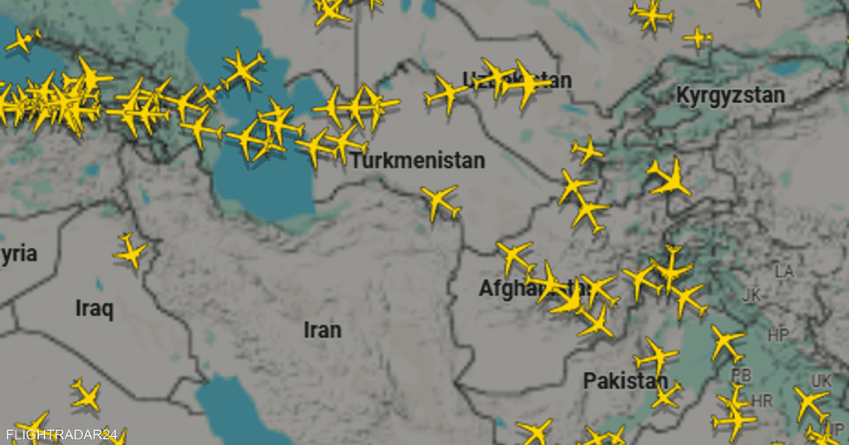 إيران تعلن إعادة فتح جزء من مجالها الجوي