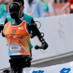 تفوق على البشر.. روبوت يحطم الرقم القياسي لسباق نصف ماراثون