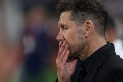 سيميوني بحزن: برشلونة أحد أسباب خسارة نهائي الكأس