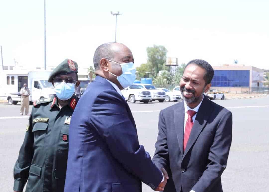 خالد سلك يهاجم البرهان