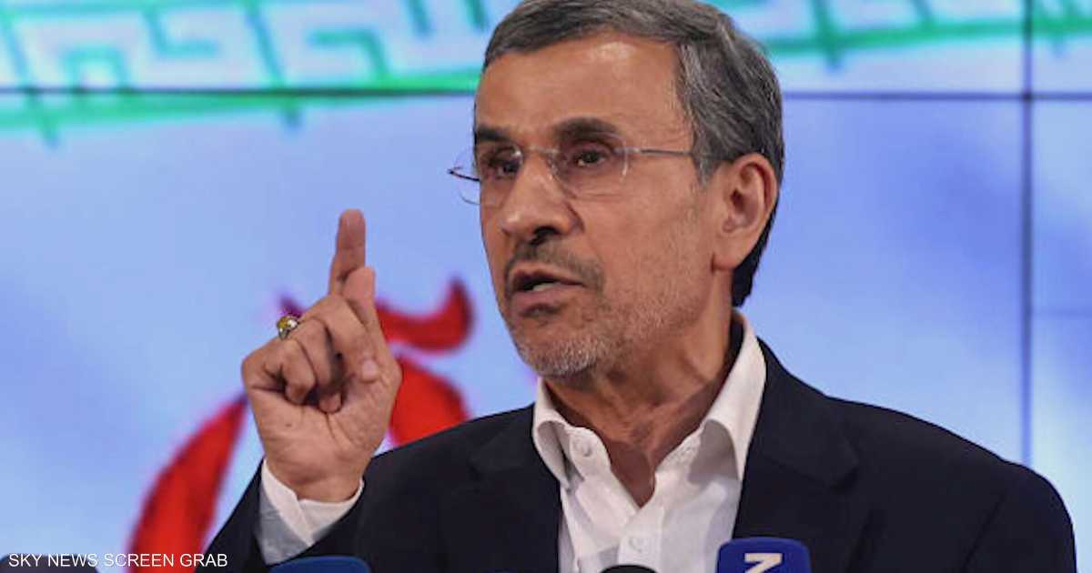 ضربة إسرائيلية تستهدف أحمدي نجاد في طهران ضمن خطة لتحريره من الإقامة الجبرية.