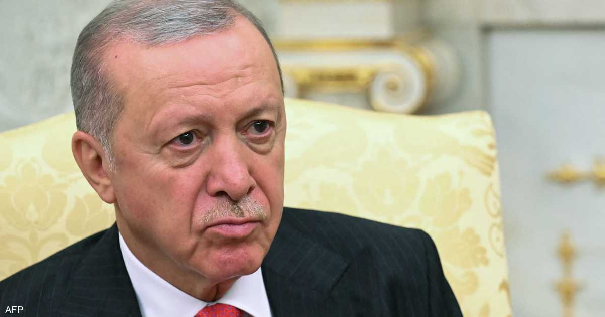 أردوغان وترامب يتفقا على استمرار الاستعدادات لقمة الناتو وأنقرة تعتبر تمديد وقف إطلاق النار تطوراً إيجابياً