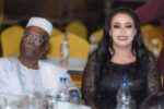 القلم يبقى شاهداً على الفساد حتى لو أدى إلى السجن.