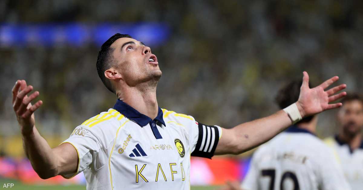 النصر يفوز على ضمك 4-1 برباعية رونالدو ويتجاوز الهلال في صدارة الدوري