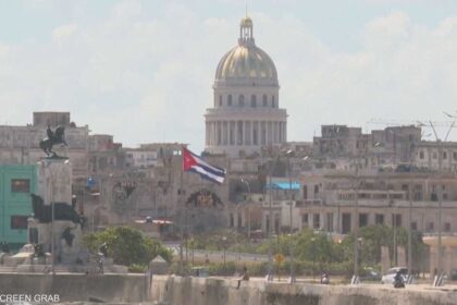 الولايات المتحدة تهدف لتشكيل جديد للمشهد السياسي في كوبا بالتزامن مع دعم روسيا لهافانا