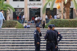 وزير سابق يحكم عليه 13 عاماً وغرامة 30 مليوناً بتهمة مخالفات عقود بلدية