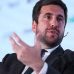 ريكيلمي يعلن نيتـه الترشح لرئاسة ريال مدريد بعد دعوة مفاجئة من بيريز لانتخابات مبكرة