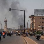 عيد الأضحى يواجه صعوبات في مالي بسبب حصار المسلحين ونقص المواصلات