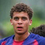 برشلونة يحقق لقب الدوري ومدربه يفتح الباب أمام حمزة عبد الكريم من المونديال