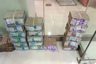 انتهاء المرحلة الثانية من استبدال العملة في ولايات الخرطوم والجزيرة والنيل الأبيض غداً.