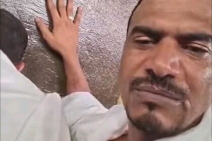 العقيد السافنا يؤدي مناسك الحج بعد انشقاقه من الدعم السريع.
