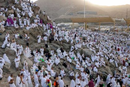 إحصائيات حج 1447هـ: 1.7 مليون حاج وحاجة بين داخل وخارج المملكة
