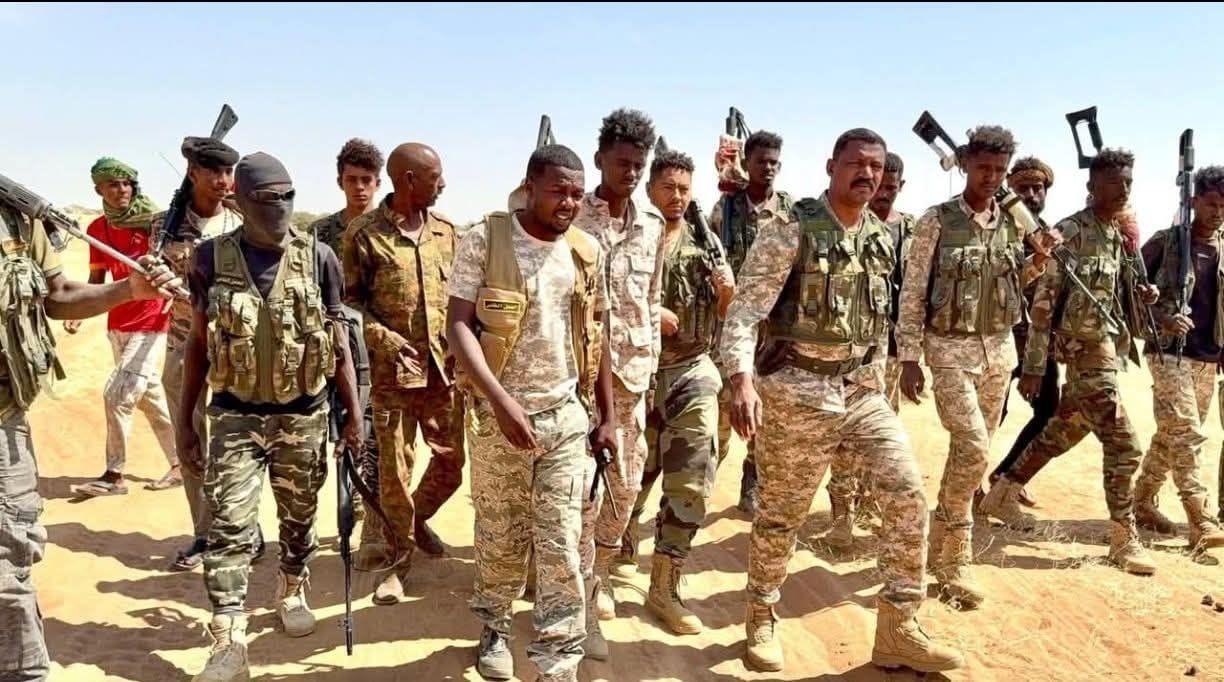 قائد درع السودان يهنئ الشعب بمناسبة عيد الأضحى من الخطوط الأمامية ويؤكد استمرار المعركة حتى تحرير آخر شبر.