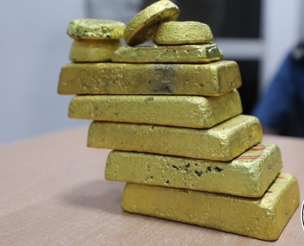 تراجع سعر الذهب في السودان بسبب شح السيولة وتقلبات عالمية