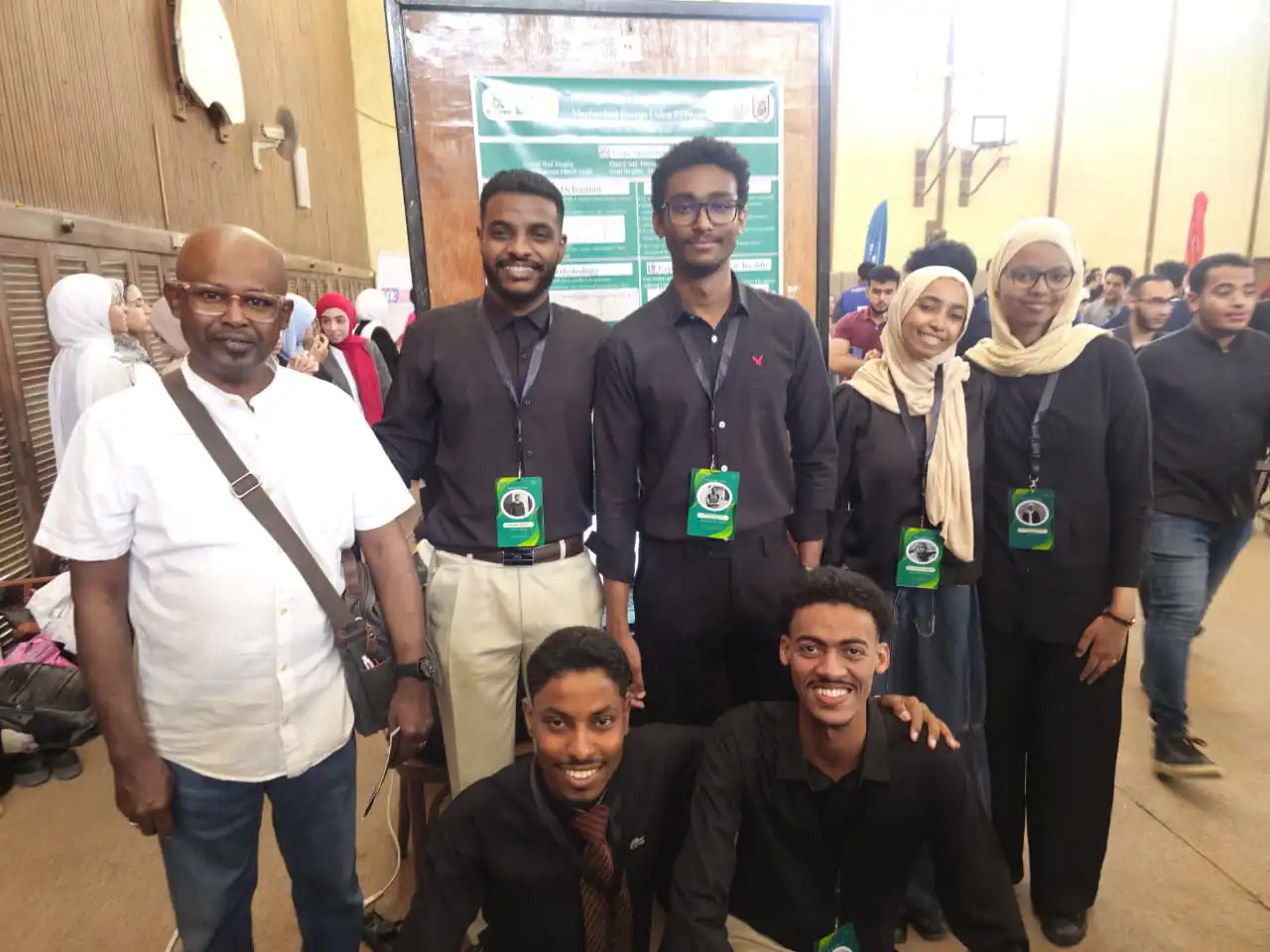 ست طلاب سودانيين بجامعة القاهرة يفوزون بالمرتبة الأولى في مسابقة البحث العلمي.