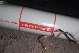 الدفاعات الجوية السودانية تُسقط مسيّرة استراتيجية للمليشيا قادمة من إثيوبيا باتجاه مدن جنوب السودان.