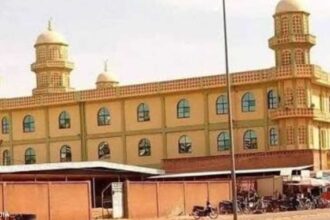 احتجاجات في بوركينا فاسو للمطالبة بالإفراج عن إمام نافذ اعتقله المجلس العسكري