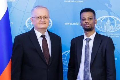 موقف روسيا من الحرب السودانية يؤكد شرعية البرهان ويفكر في تحويل سفارته.