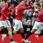 مانشستر يونايتد يفوز على ليفربول 3-2 ويضمن عودة دوري الأبطال
