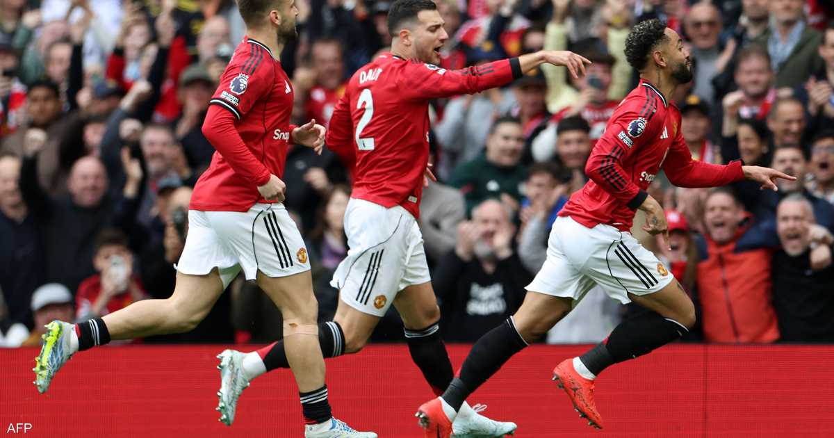 مانشستر يونايتد يفوز على ليفربول 3-2 ويضمن عودة دوري الأبطال