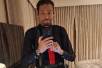 محاولة اغتيال رئيس الولايات المتحدة: تُضاف تهمة اعتداء على عميل فيدرالي بسلاح فتاك.