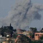 الجيش الإسرائيلي يعلن قصف منشآت عسكرية لحزب الله واعتراض أهداف جوية في جنوب لبنان