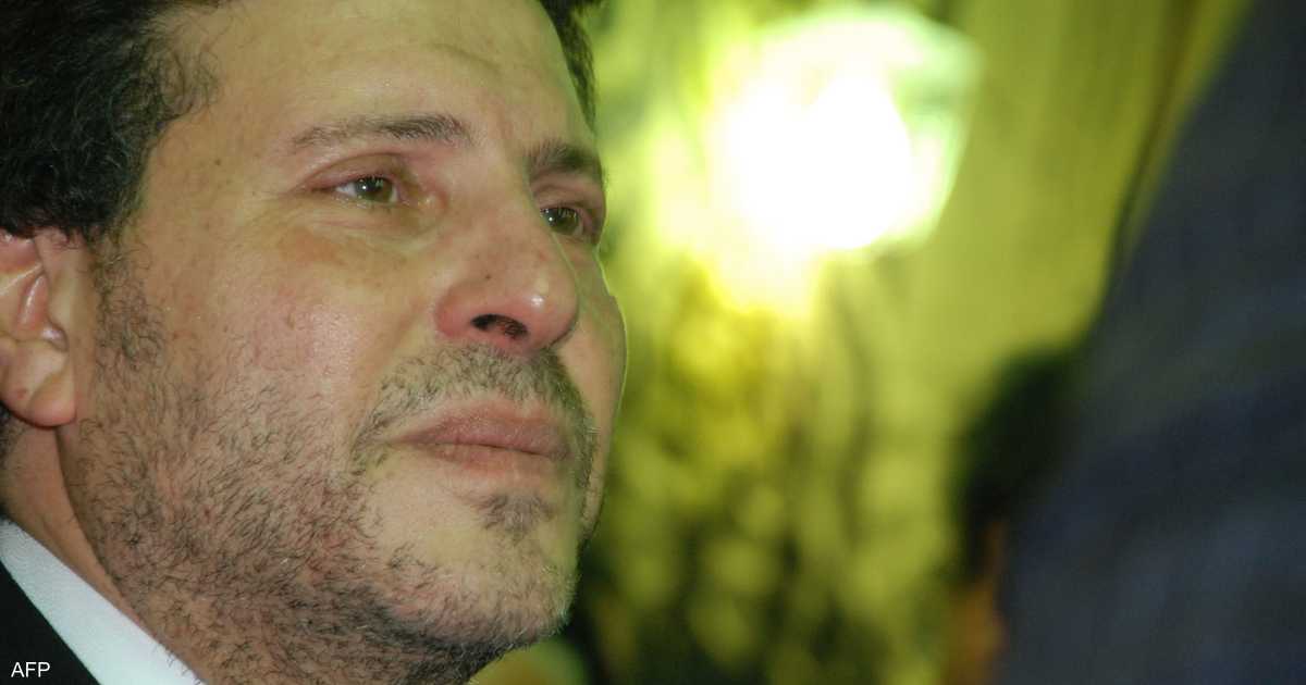 رئيس تحرير: الفنان الراحل يصل القاهرة ويستقبل بالتعازي من السيسي
