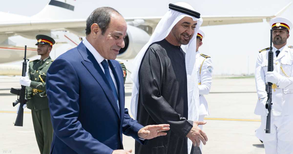 رئيس دولة الإمارات والرئيس المصري يبحثان العلاقات والتعاون المشترك وتطورات الإقليم ويدين الرئيس المصري الاعتداءات الإيرانية على الإمارات